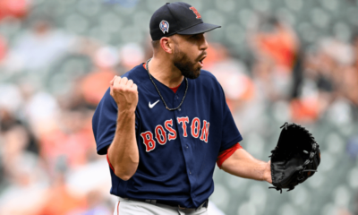 Los Marlins adquieren a Matt Barnes de los Medias Rojas