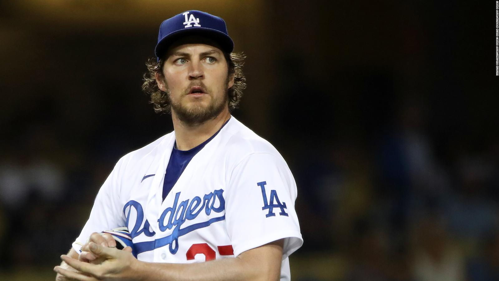 Los Dodgers liberan a Bauer de manera oficial